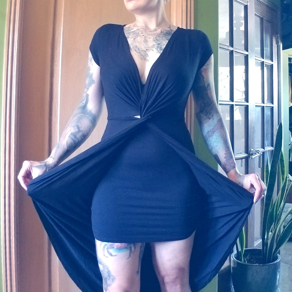 Rolla Coaster High Low Cape Deep V Neck Dress M